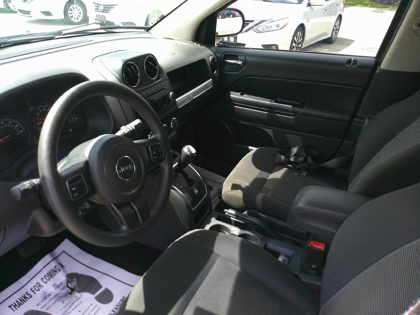 2015 BLACK JEEP COMPASS SPORT (1C4NJDBB0FD) , located at 1200 Cassat Avenue, Jacksonville, FL, 32205, (904) 695-1885, 30.302404, -81.731033 - Photo#2